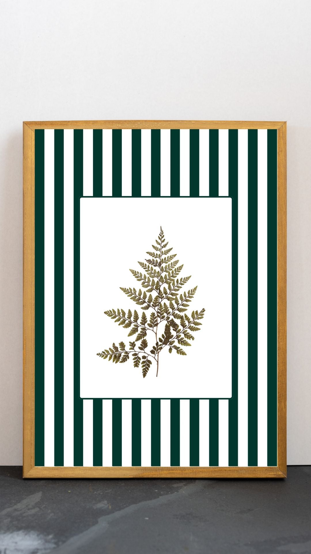 Garden Lines / Green Fern II